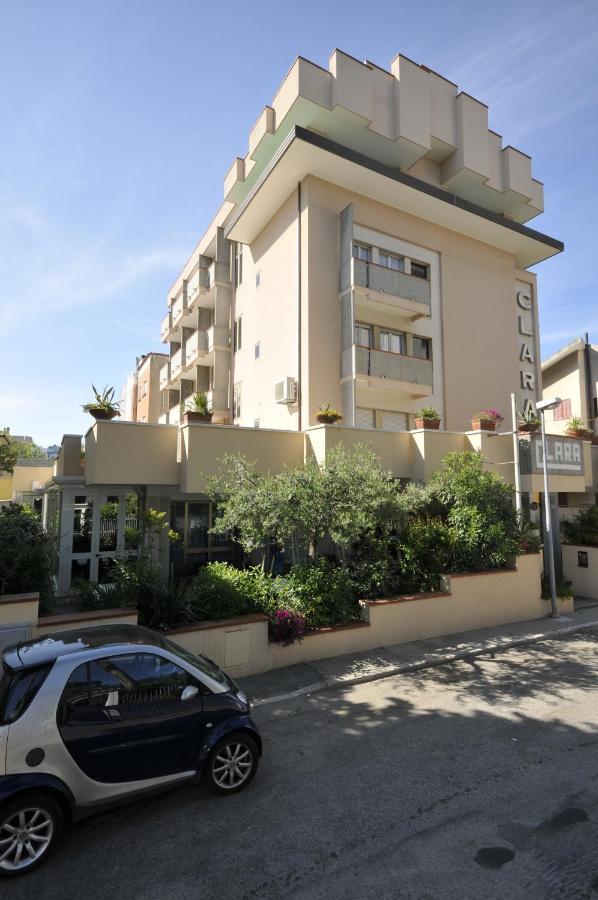 Hotel Clara Riccione Exterior foto